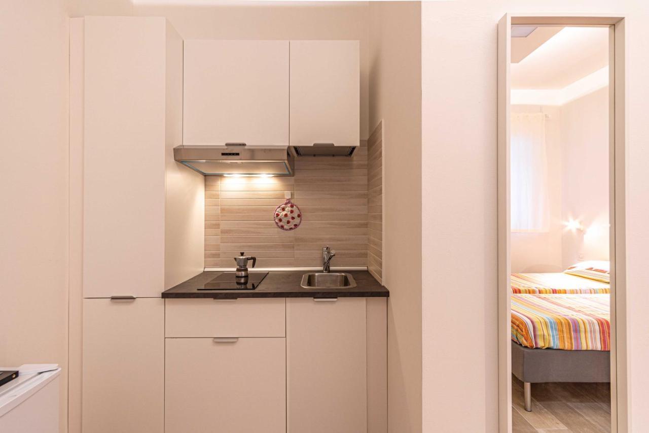 בארי Seven Notes Guest House מראה חיצוני תמונה
