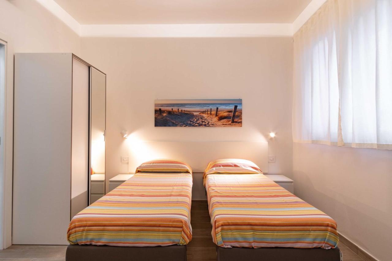 בארי Seven Notes Guest House מראה חיצוני תמונה