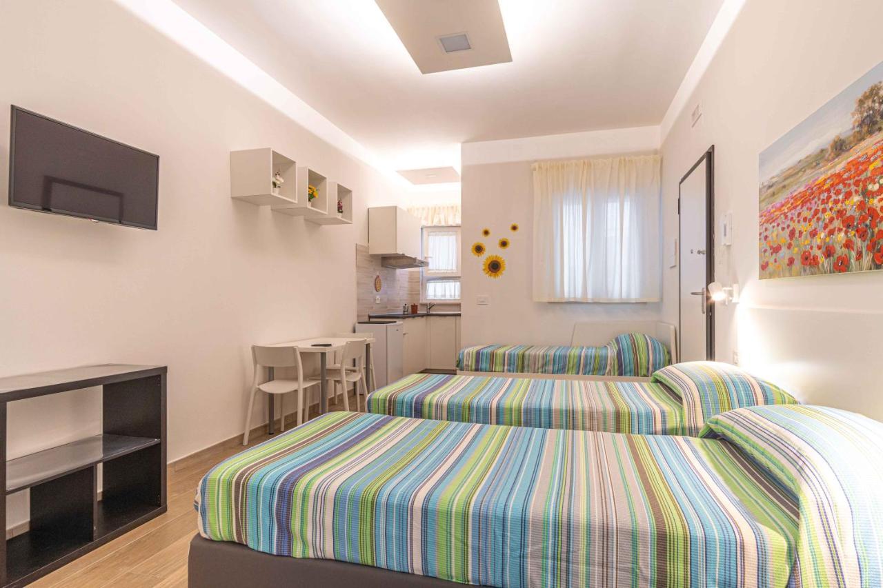 בארי Seven Notes Guest House מראה חיצוני תמונה